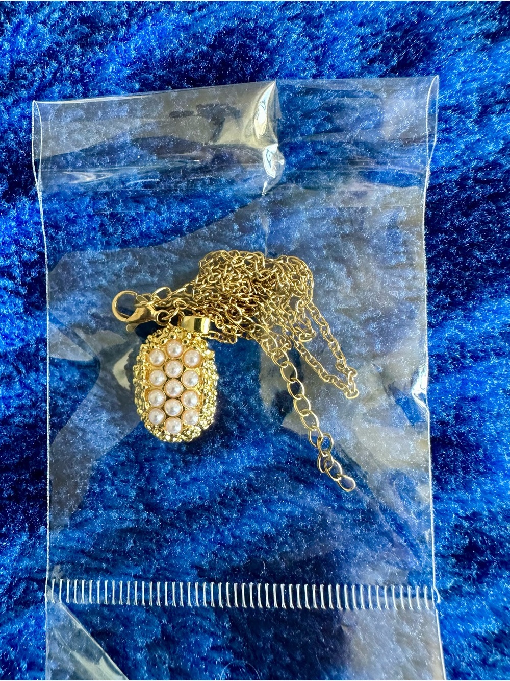 NEW Gold Pearl Necklace and Earrings Set - Picture 3 of 3